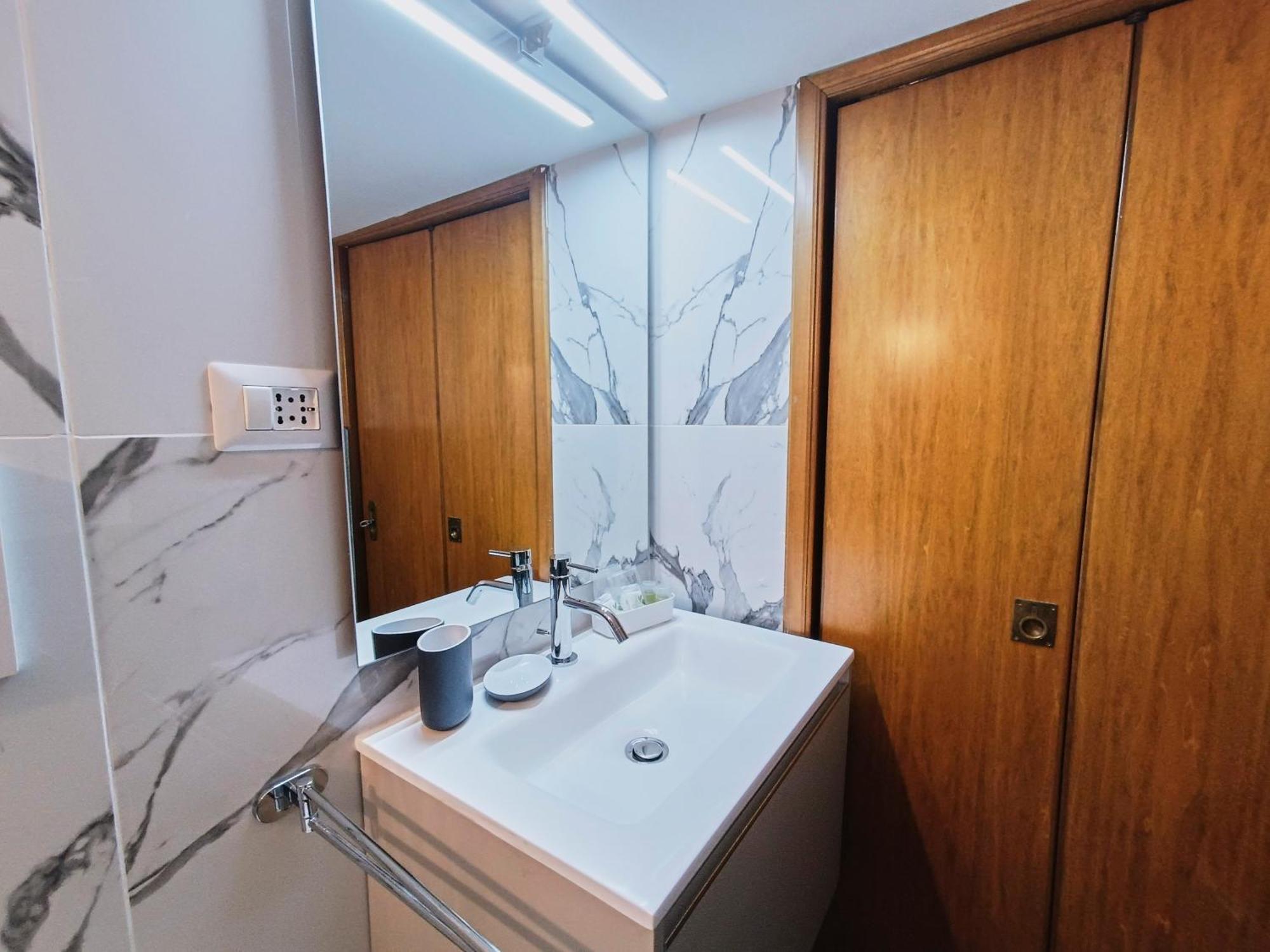 Mini Studio Con Balcone A Piazza Del Popolo Roma Ngoại thất bức ảnh